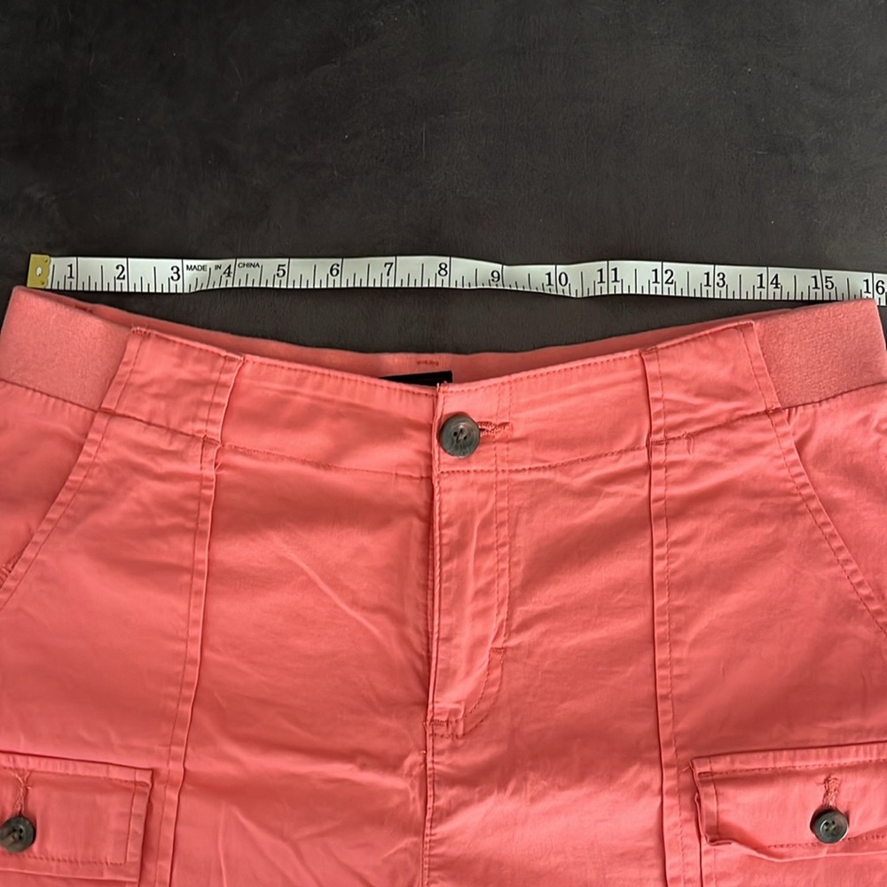 Women's LEE BRAND Coral Cargo Shorts - Picture 7 of 8